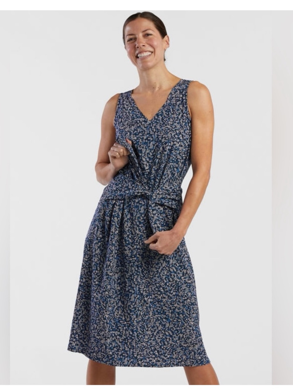Title Nine Round Trip Midi Dress Grey NWT Medium - Picture 6 of 15